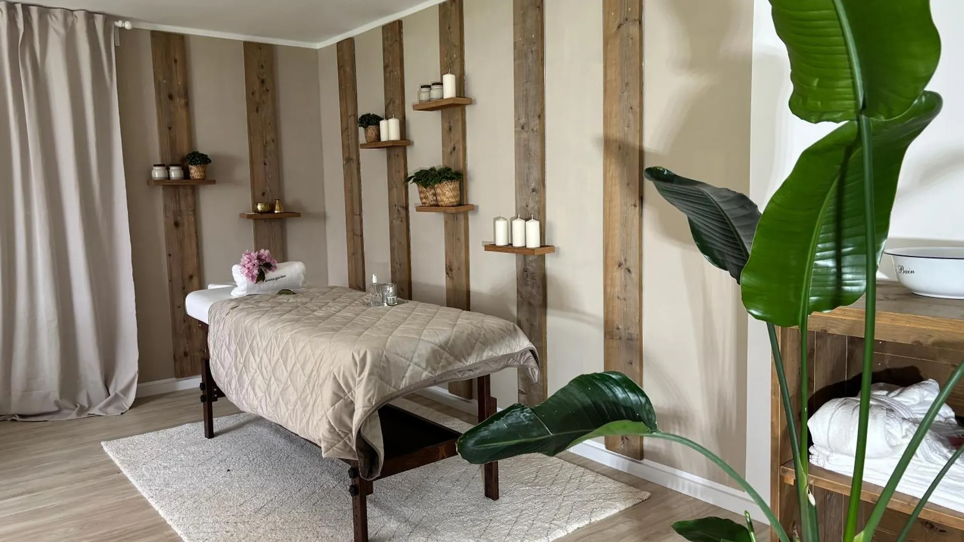 Lägenhet Authentic Travellers Suite Meerbusch